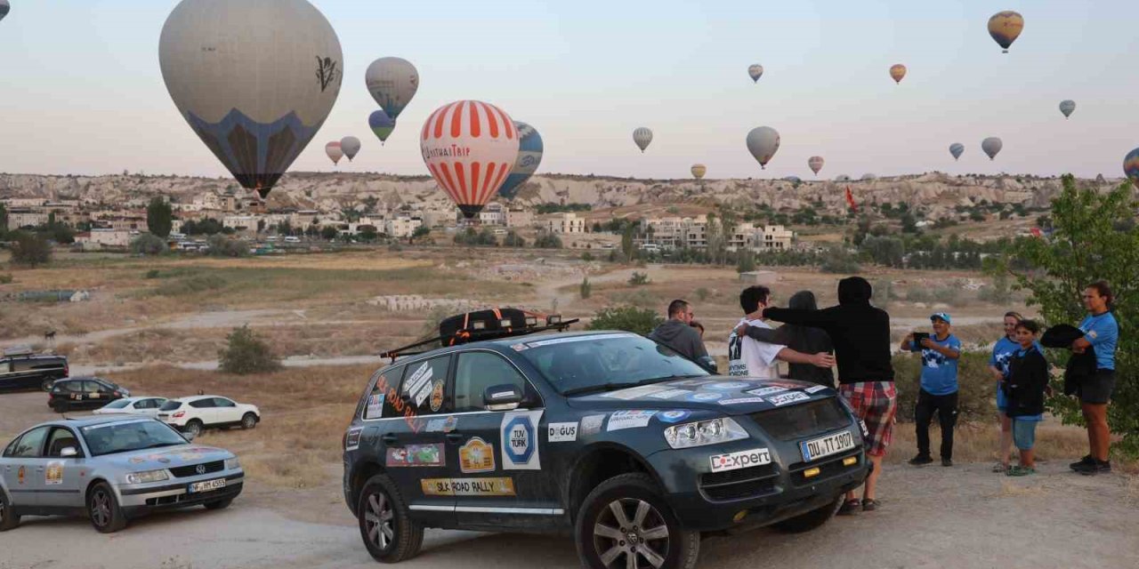 Doğu Batı Dostluk ve İpek Yolu Rallisi Kapadokya’ya ulaştı