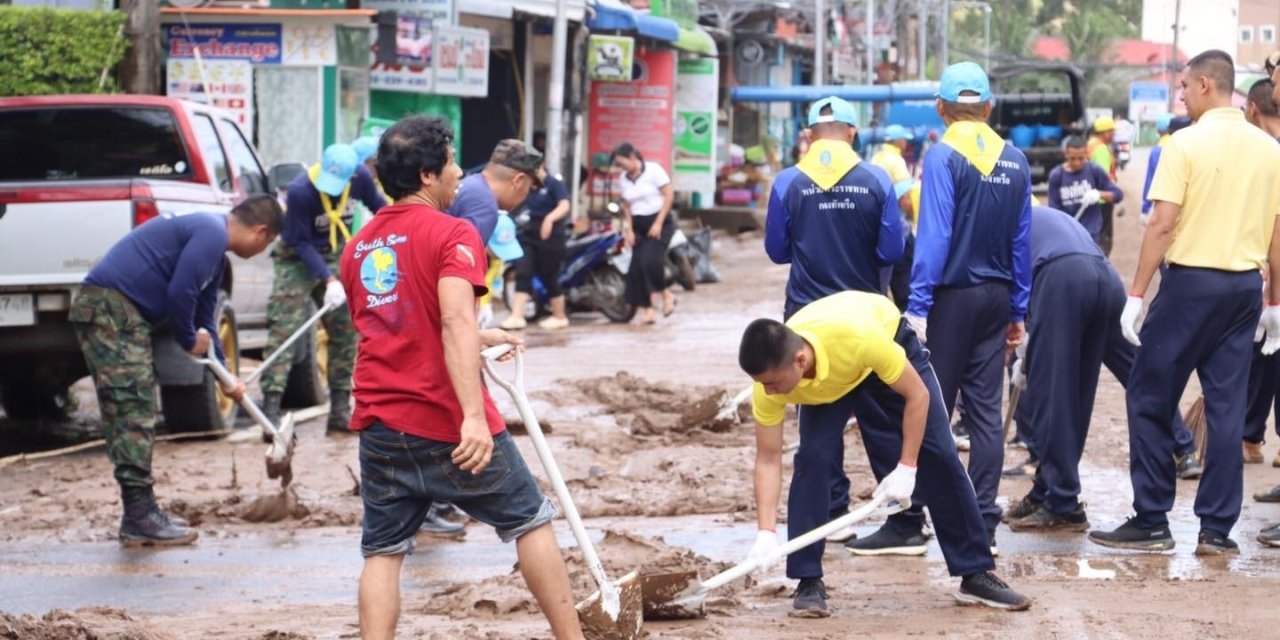 Tayland da toprak kayması 10 ölü