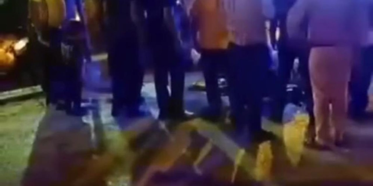 Ambulans ile otomobil çarpıştı: 5 yaralı