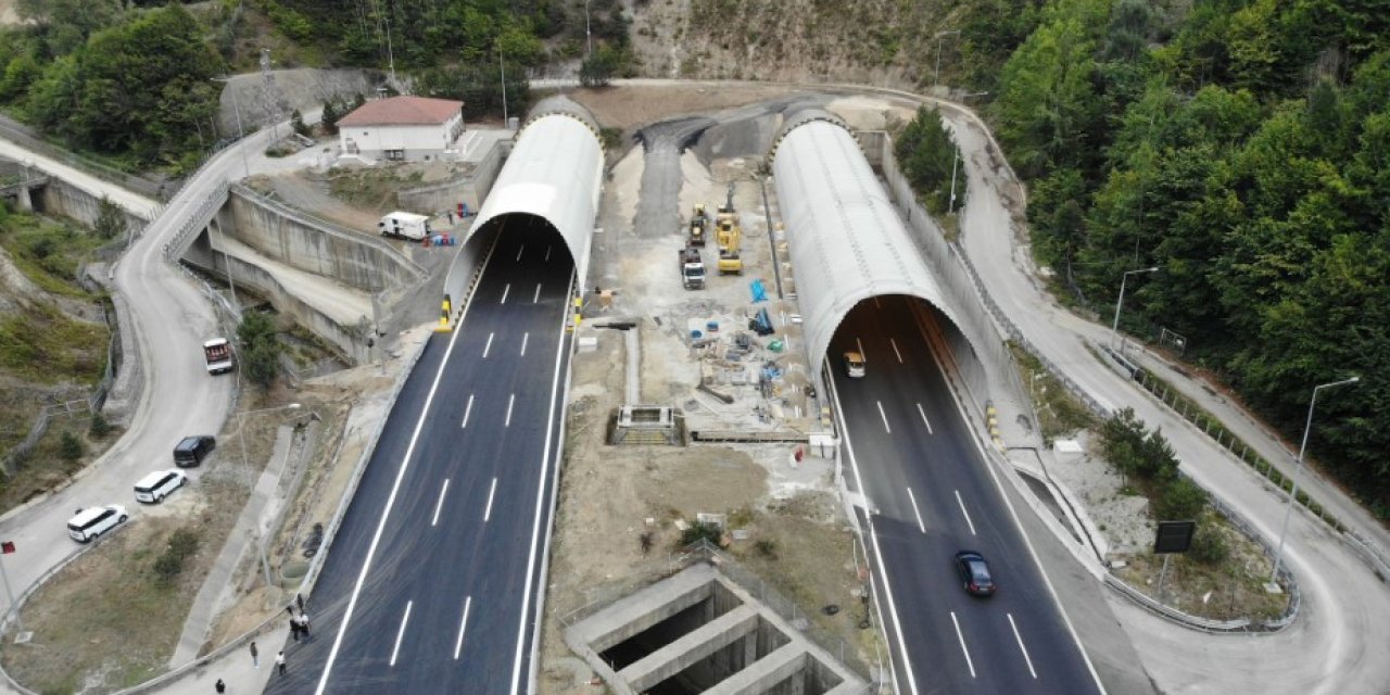 Bolu Dağı Tüneli trafiğe açılmasıyla trafik çilesi son buldu