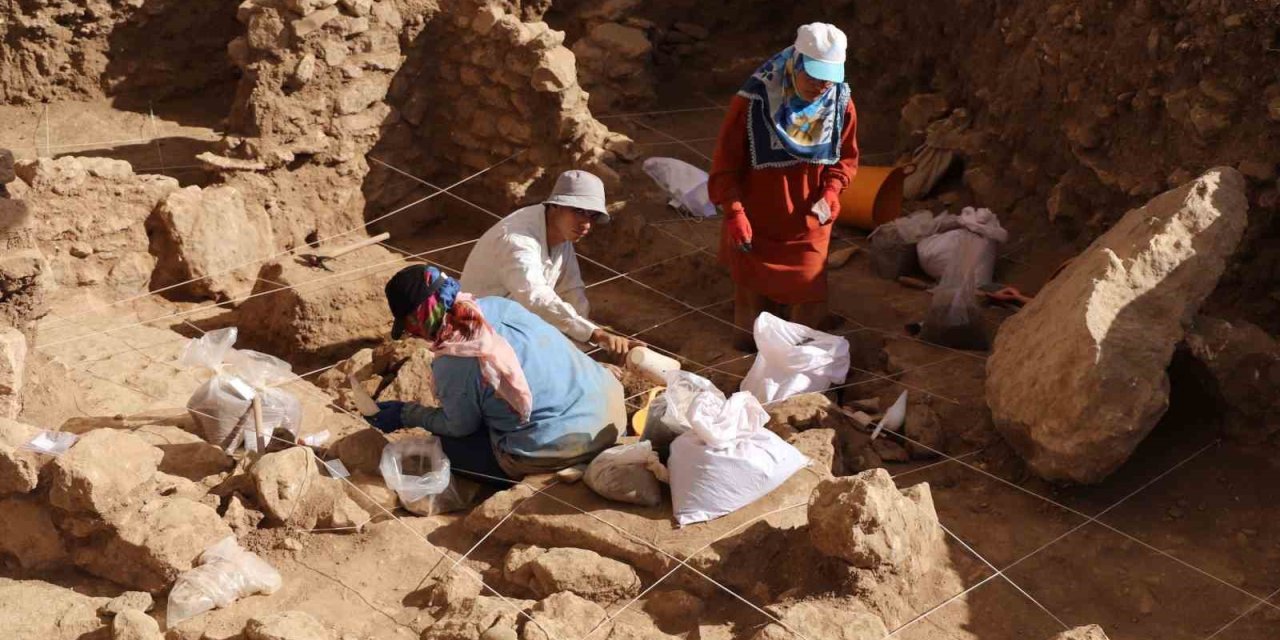 Göbekli tepe kadar eski Sayburç Ören Yeri’nde kazı çalışmaları başladı