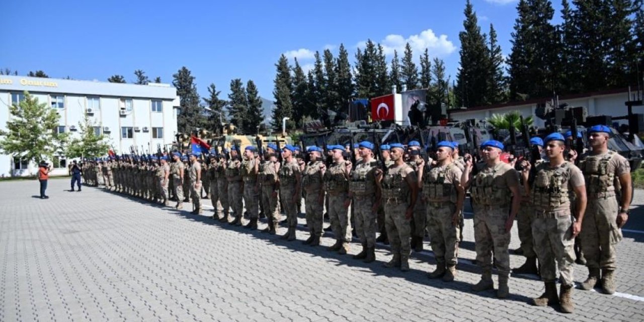 Osmaniye'de komandolar dualarla   Suriye'ye uğurlandı