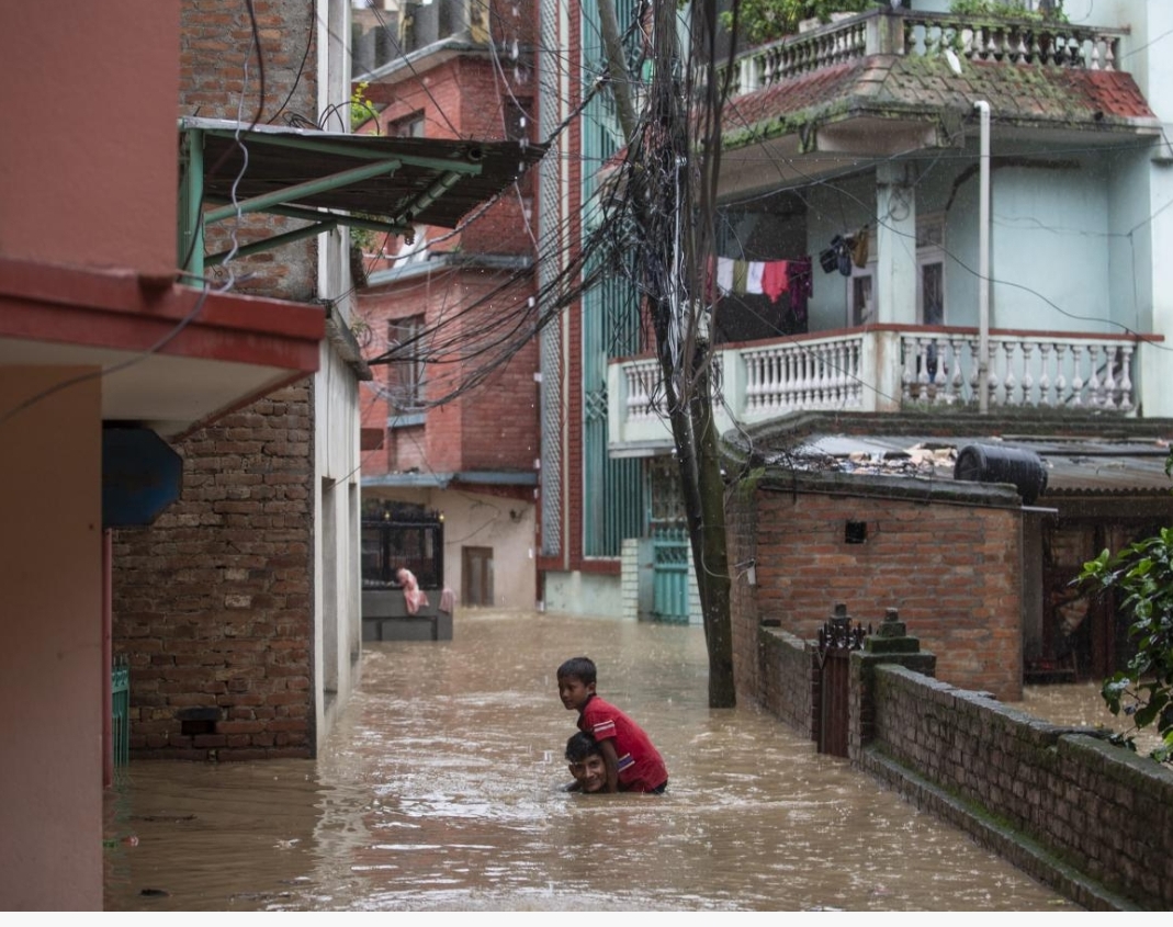 Güney Asya'da sel ve toprak kaymalarında can kaybı 66’ya yükseldi