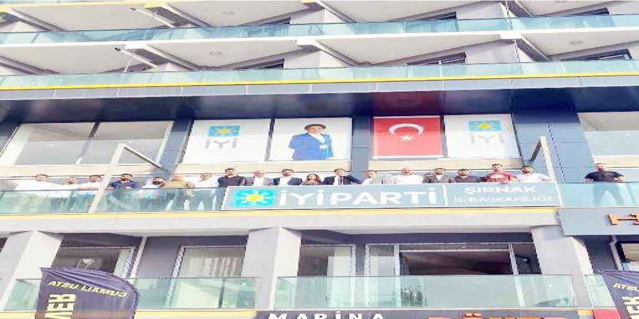 İYİ Parti'de toplu istifa