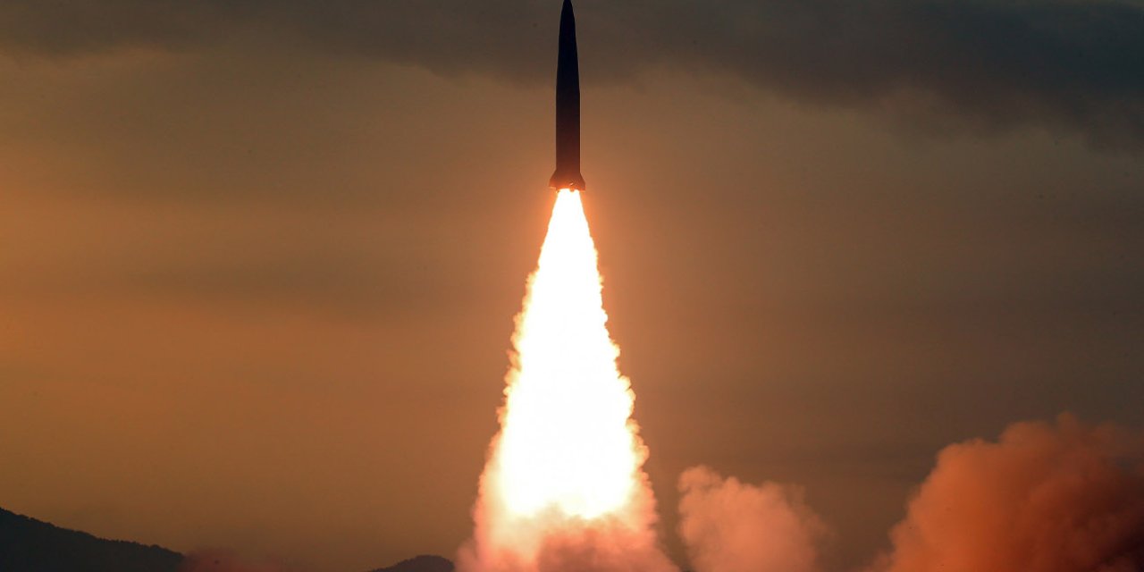 İran, İsrail'e füze saldırısı düzenledi