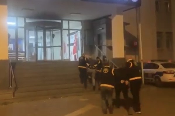 Hırsızlıktan 55 suç kaydı bulunan şahıslar yakalandı