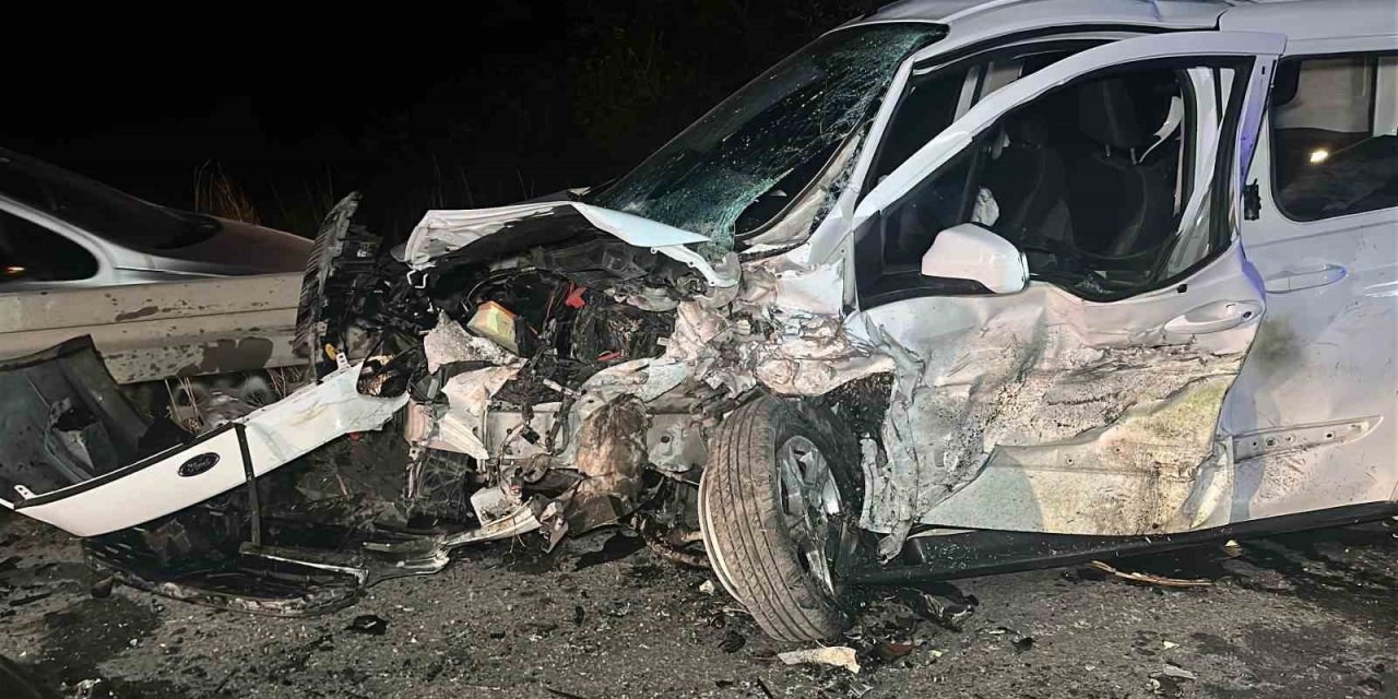 Arnavutköy’de zincirleme kazada : 9 yaralı