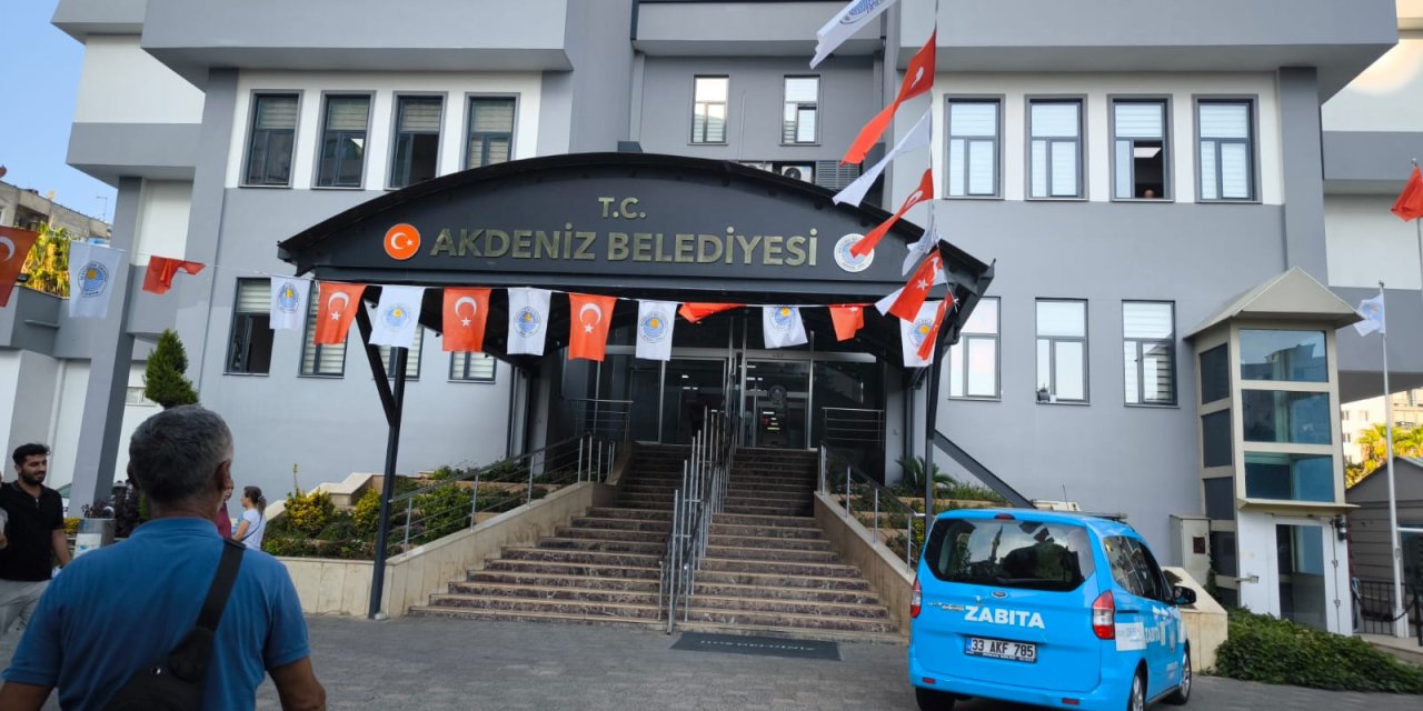 Borç Batağındaki Akdeniz Belediyesi hacizlerle mücadele ediyor