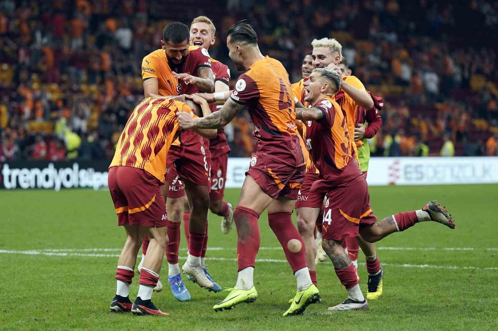 Galatasaray ligdeki yenilmezlik serisini sürdürdü