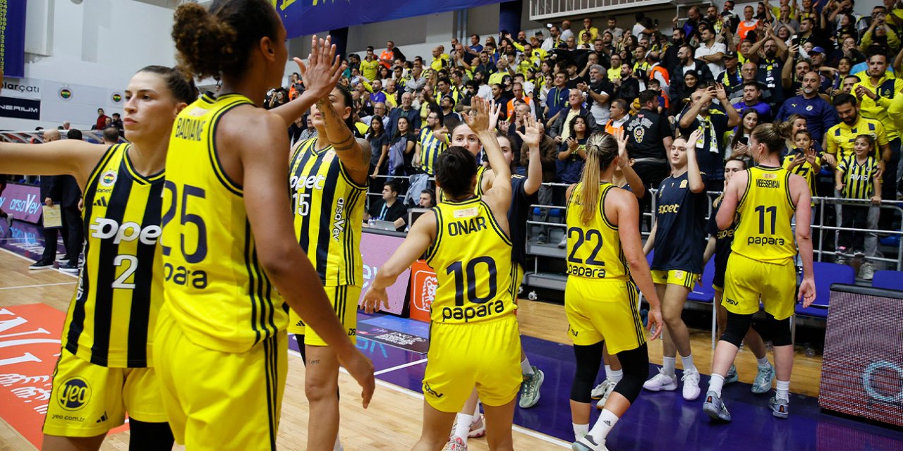 Basketbol da Fenerbahçe, Galatasaray'ı 82-73 mğlup etti