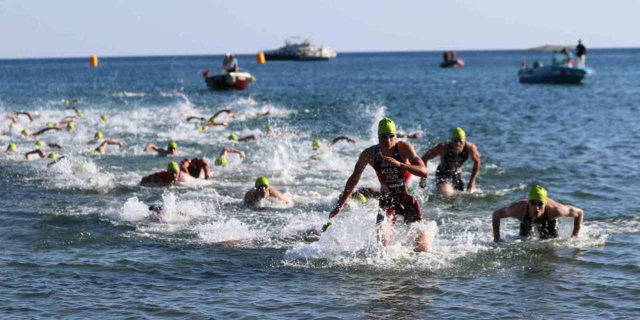 33. Alanya Triatlon Yarışması yapıldı