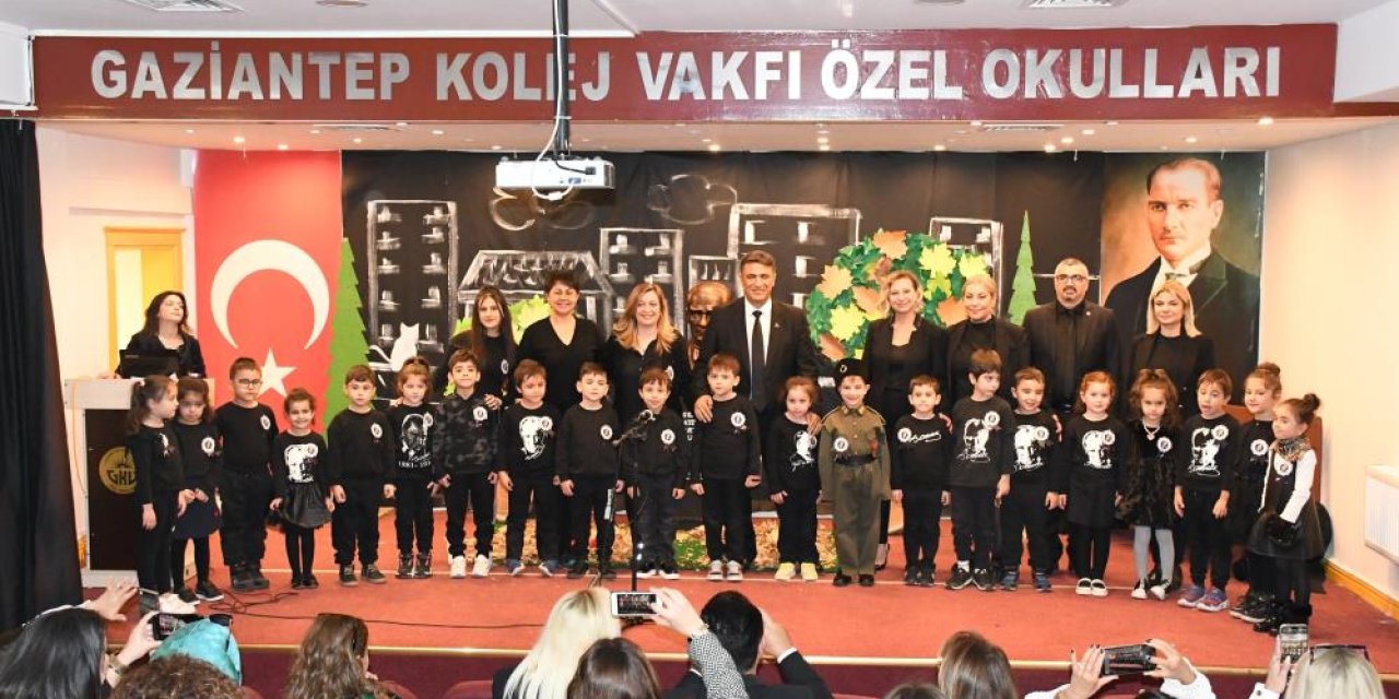 Gaziantep Kolej Vakfı Özel Anaokulu öğrencilerinin Atatürk sevgisi duygulandırdı