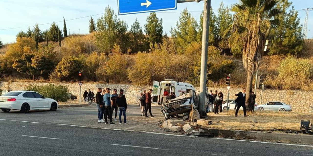 Adıyaman'da otomobiller çarpıştı: 7 yaralı