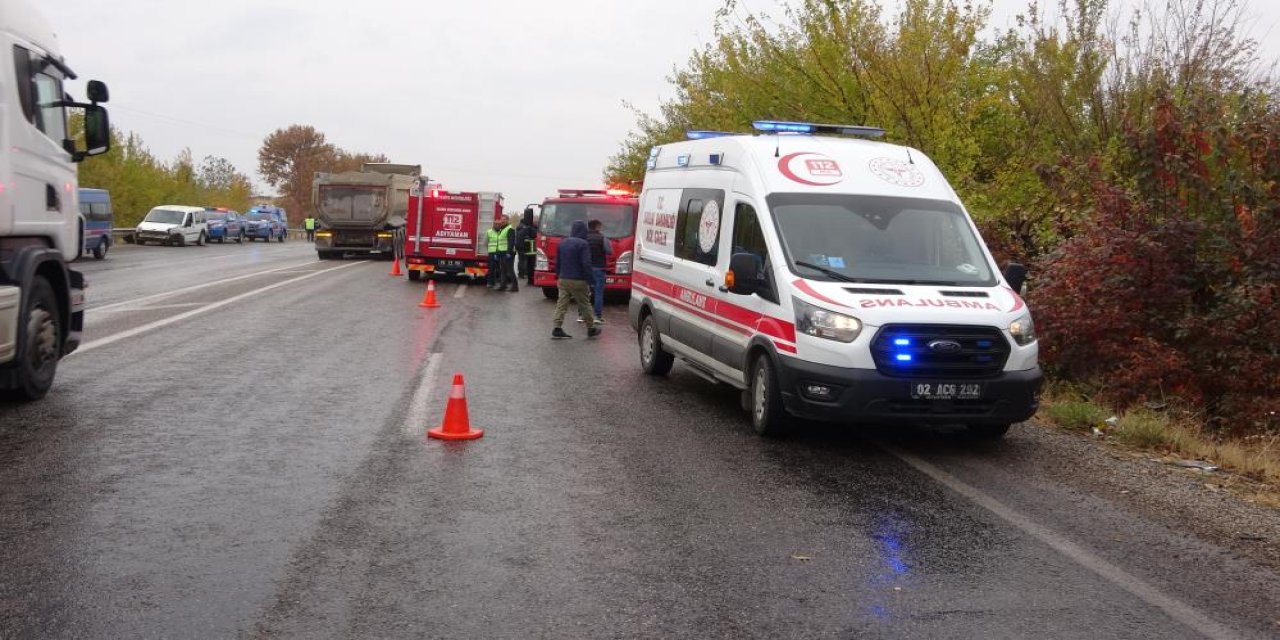 Adıyaman-Gölbaşı Karayolunda feci kaza : 3 ölü