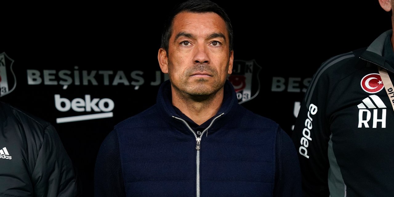 Beşiktaş Giovanni van Bronckhorst ile yollarını ayırdı