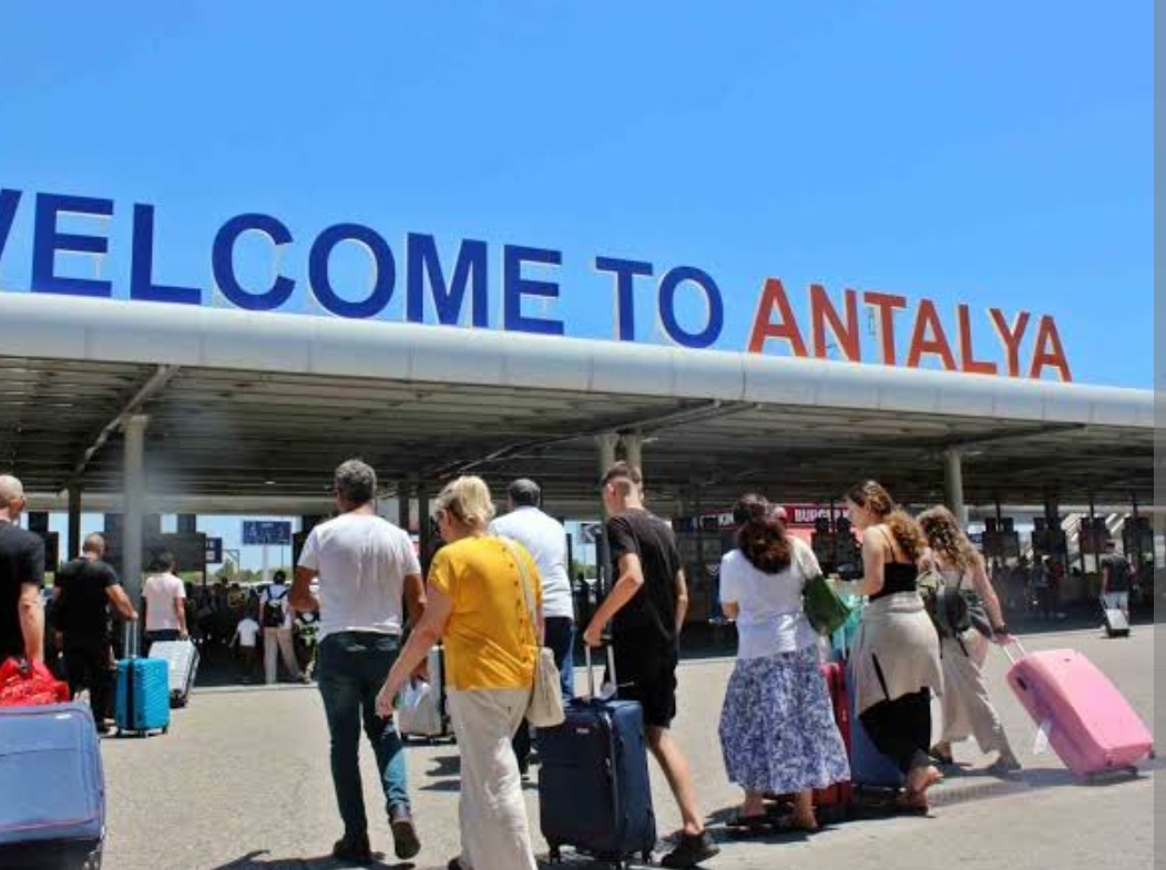 Antalya’ya son 10 yılın ziyaret rekoru Rusya ve Almanya’dan