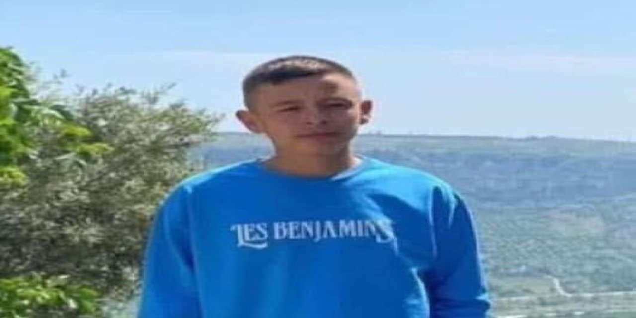 Motosiklet ile hafif ticari araç çarpıştı: 2 ölü, 1 yaralı