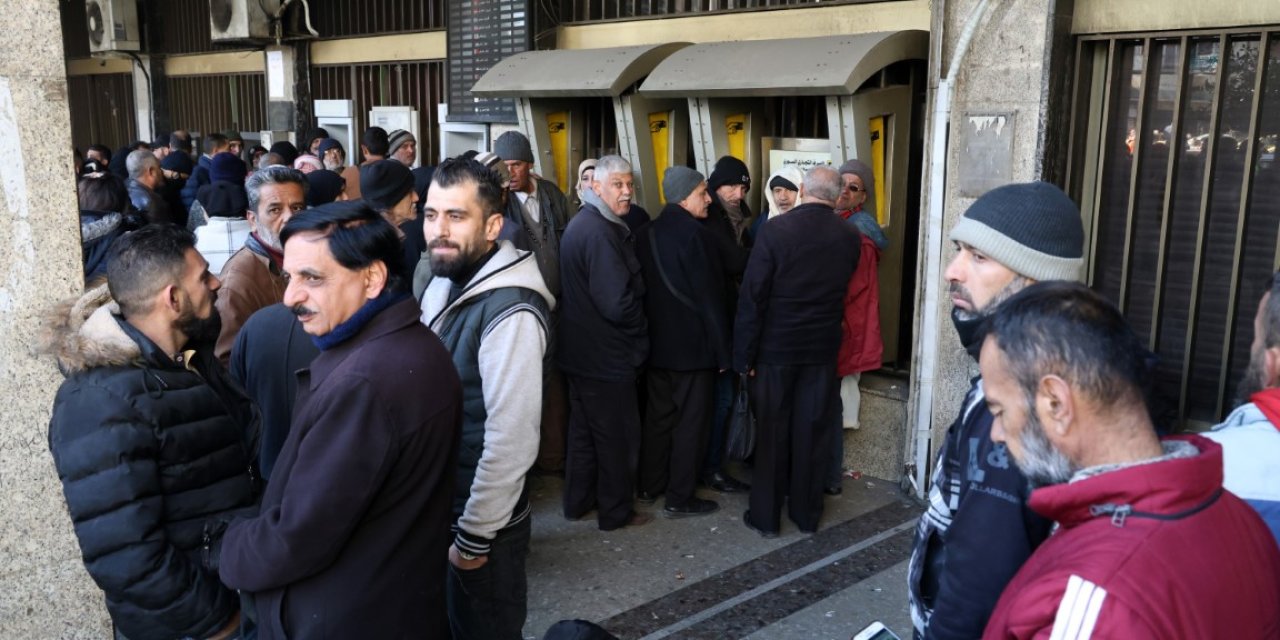 Esad bankaları boşalttı, Suriyeliler mağdur oldu