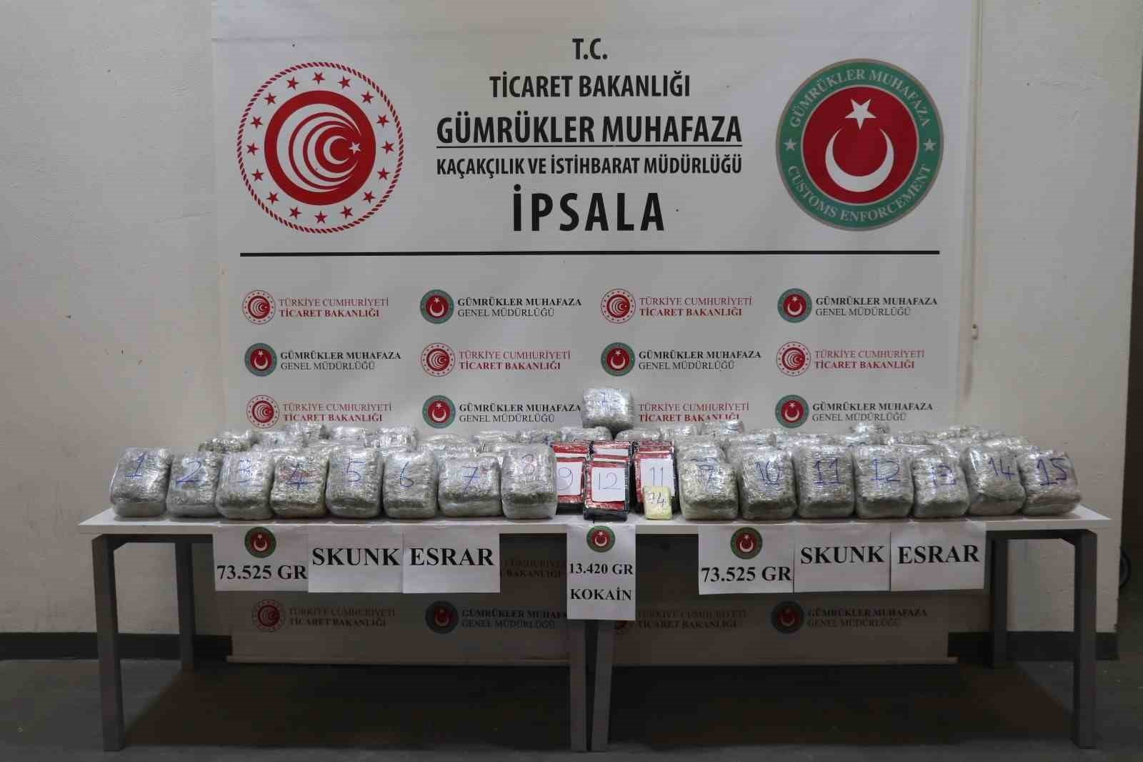 İpsala ve Esendere Gümrük Kapısı’nda zehir tacirlerine geçit verilmedi