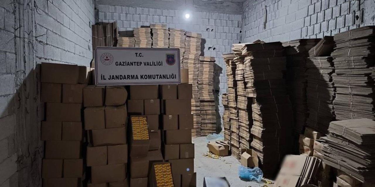 Gaziantep'te 7 milyon lira değerinde sahte tavuk bulyon ele geçirildi: 5 gözaltı