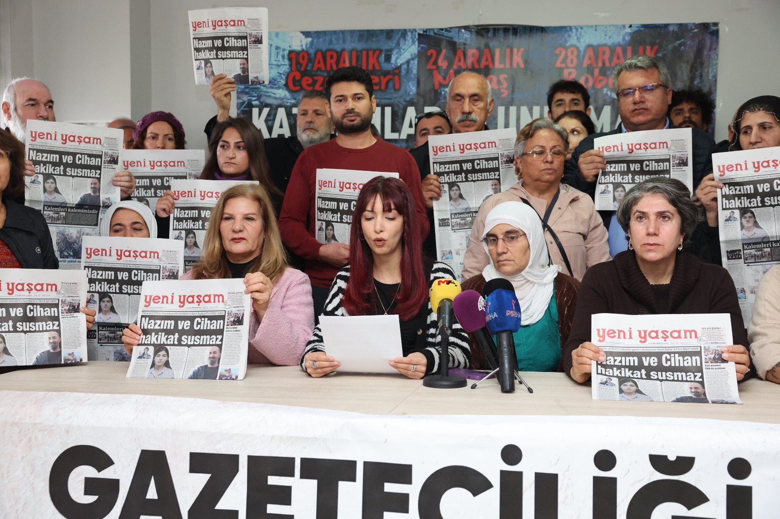 Suriye’deki gazeteci cinayetleri Mersin’de protesto edildi