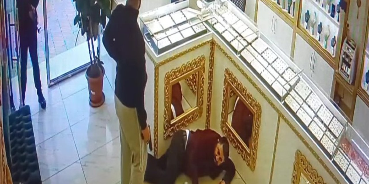 Adana’da film sahnesini aratmayan kuyumcu soygunu