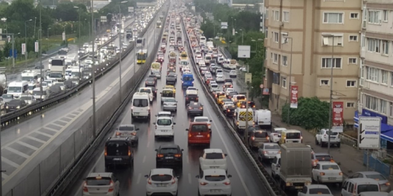 Yılbaşında İstanbul’da bazı yollar trafiğe kapatılıyor