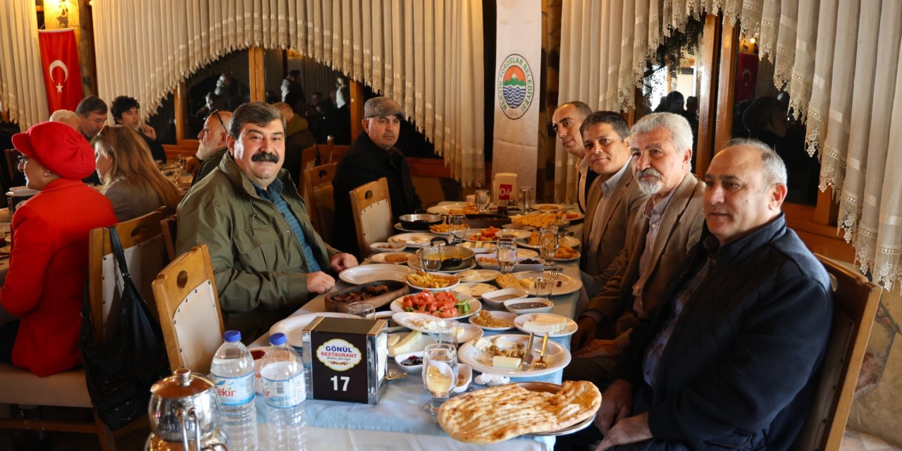 Toroslar Belediye Başkanı Yıldız: "Gazetecilikte otosansür yaygınlaşıyor"