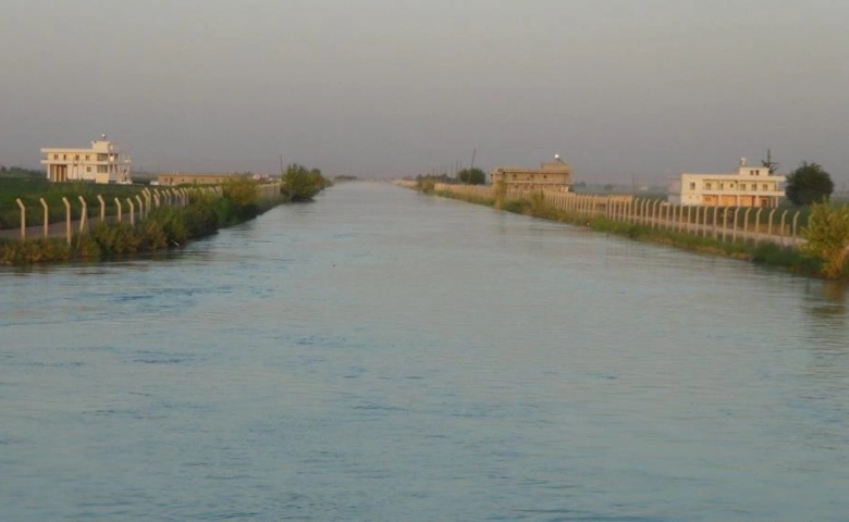 Şanlıurfa'da Koyun otlatırken kanala düşen çocuk kayboldu