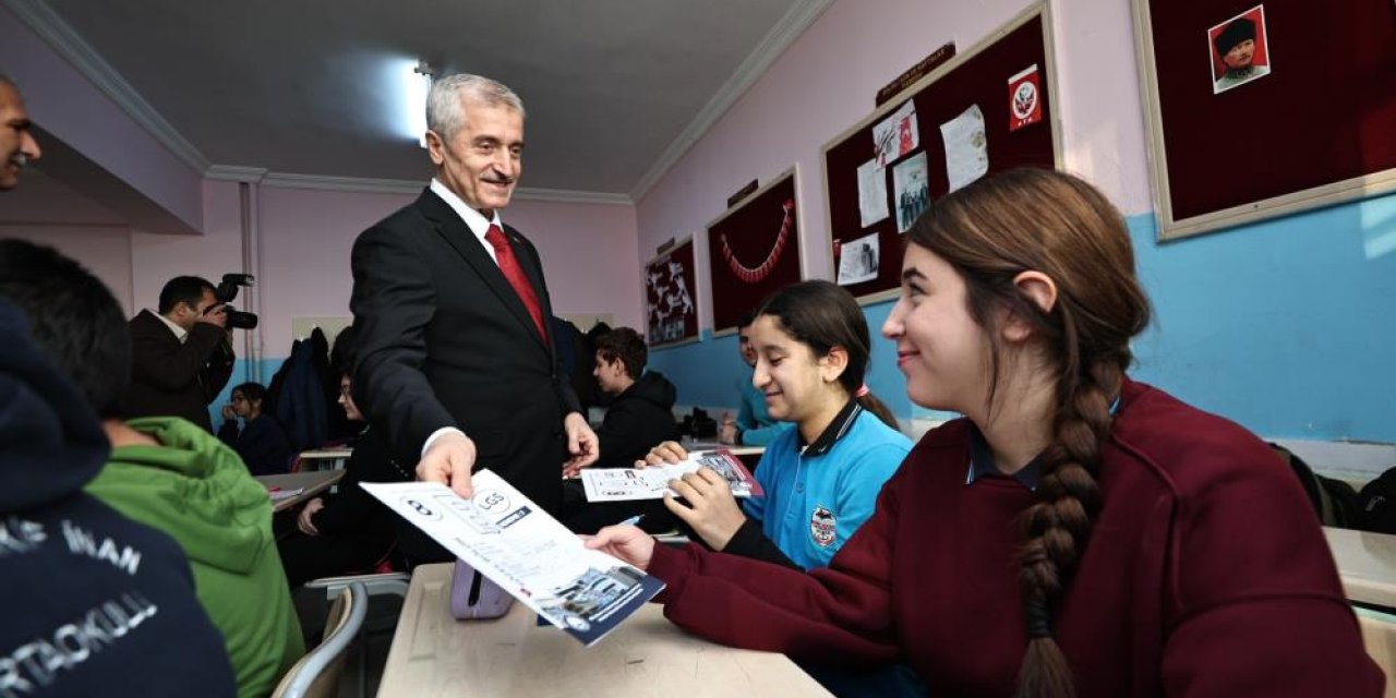 Şahinbey Belediyesi öğrencileri sınava hazırlıyor