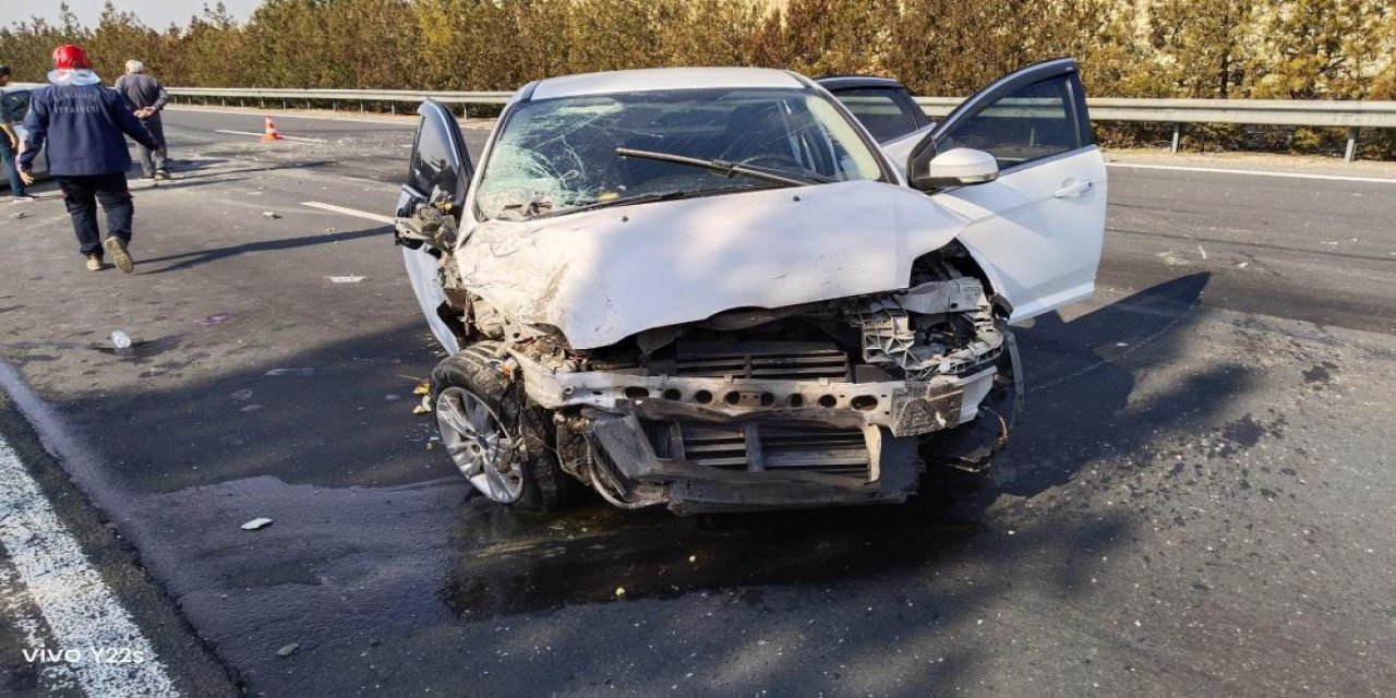 Şanlıurfa-Gaziantep kara yolunda trafik kazası: 12 yaralı