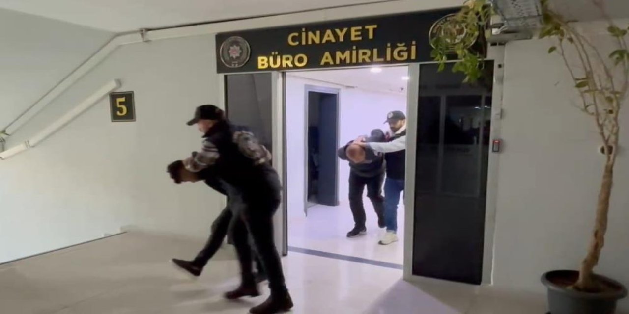 Bir şahıs kız arkadaşını ve annesini tüfekle vurdu