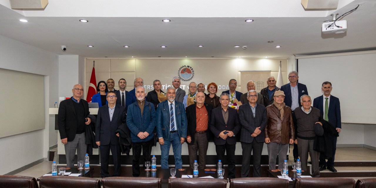 Mersin ekonomisi tarihsel süreci ve tüm dinamikleriyle ele alındı