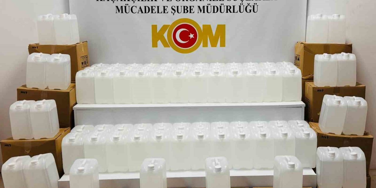 Samsun’da tonlarca kaçak etil alkol ele geçirildi
