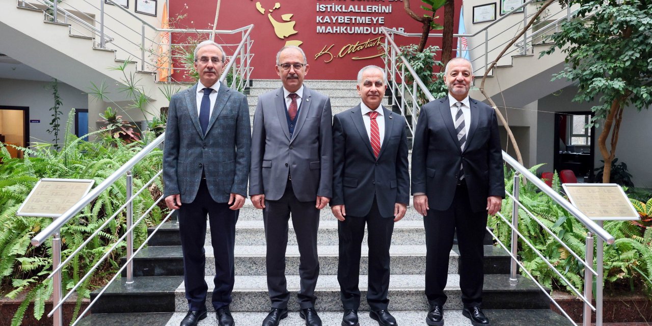 Rektörlerden Gaziantep’teki Üniversite Rektörüne hayırlı olsun ziyareti