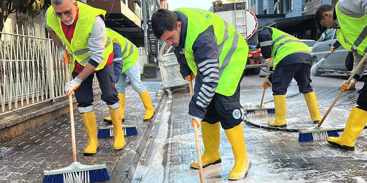 Mersin Yenişehir’de temizlik çalışmaları devam ediyor