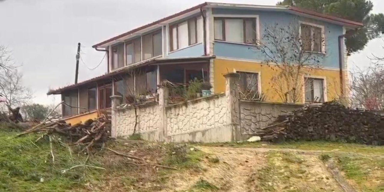 Tartıştığı annesini evde tüfekle vurarak öldürdü