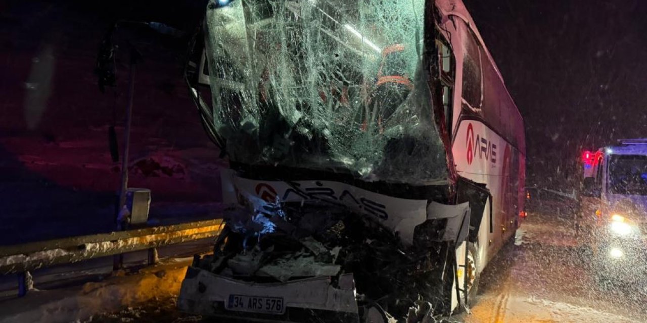 Feci kaza yolcu otobüsü çok sayıda ölü ve yaralı var