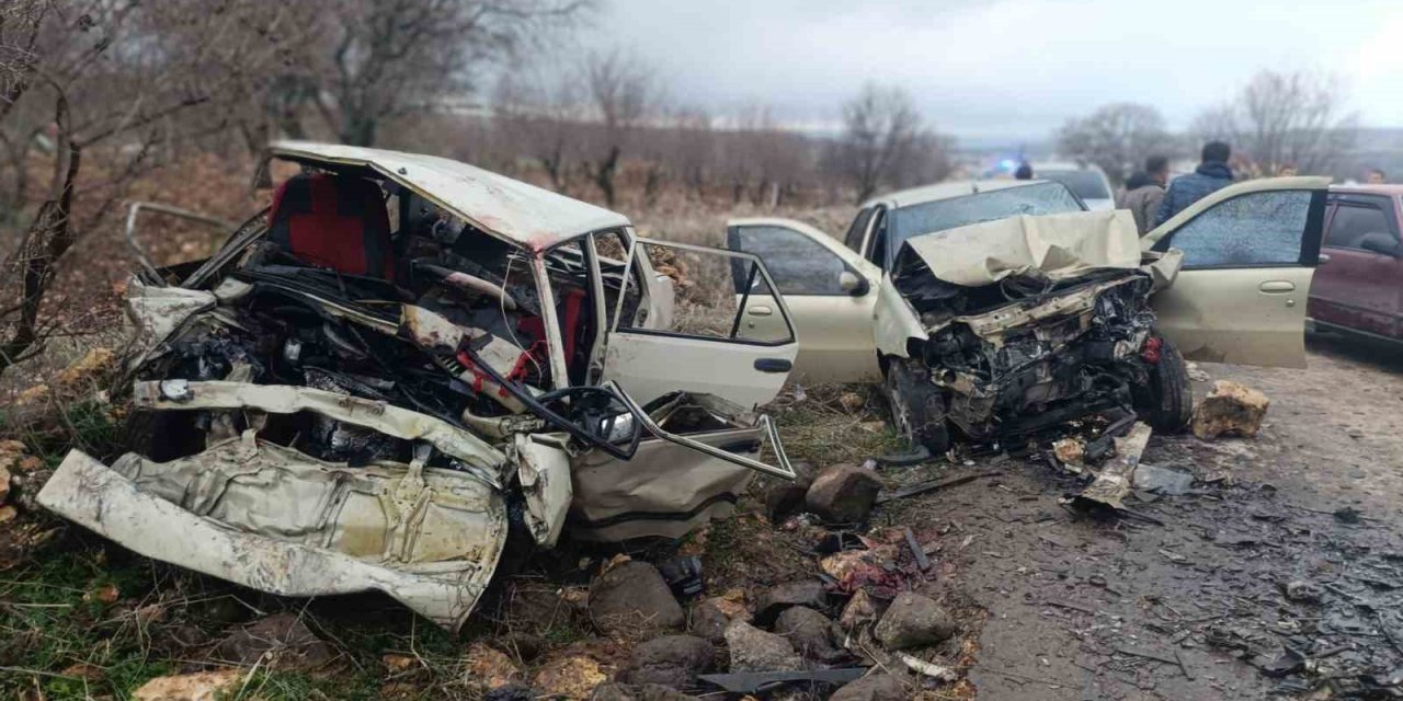 Pazarcık’ta trafik canavarı acımadı, 4 ölü, 6 yaralı