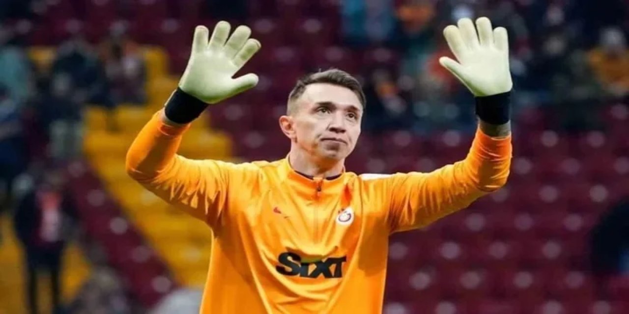 Fernando Muslera Galatasaray'a veda etti