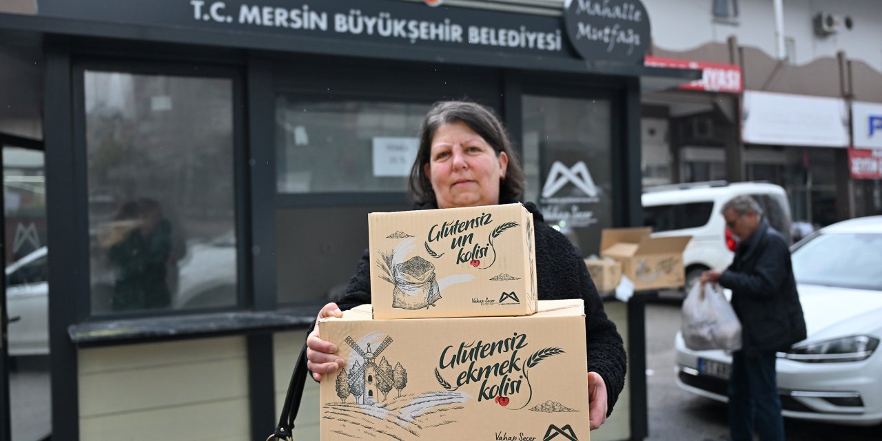 Mersin Büyükşehir'in sosyal yardım uygulamaları yurttaşları mutlu ediyor
