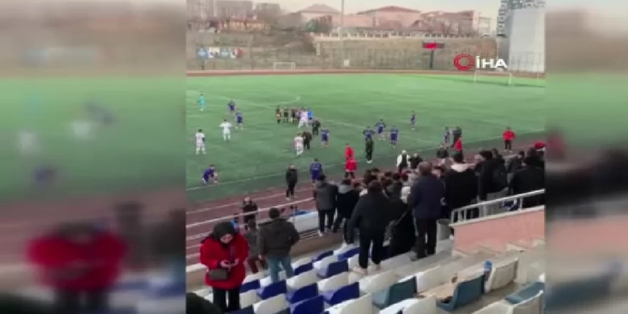Ankara’da futbol maçında kavga çıktı