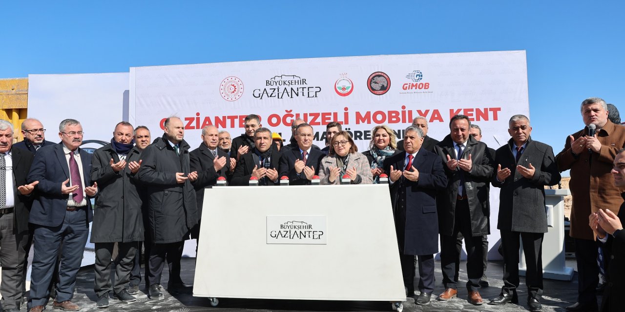 Oğuzeli’nde Mobilya Kent Projesinin temeli atıldı!