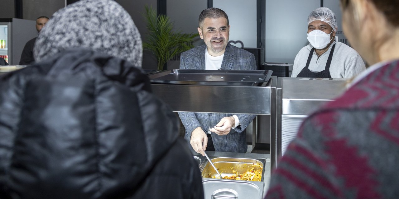 Başkan Tuncer vatandaşlarla kent lokantası'nda iftarda buluştu