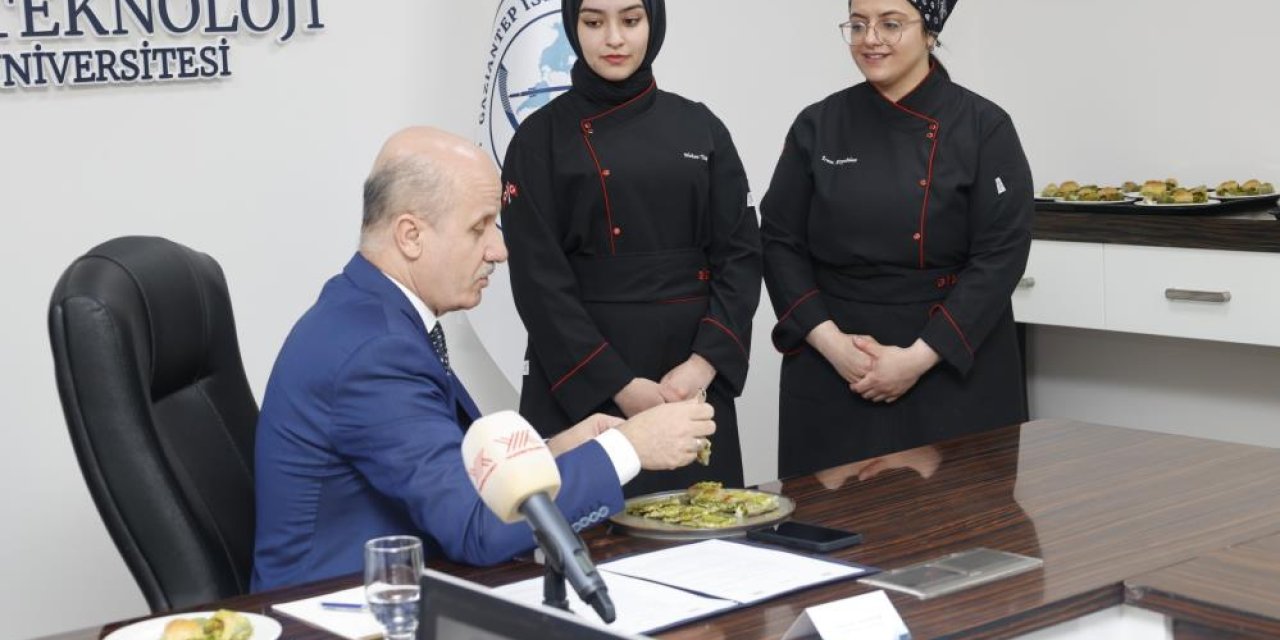 GİBTÜ öğrencilerinden YÖK Başkanı’na unutulmaz lezzet deneyimi