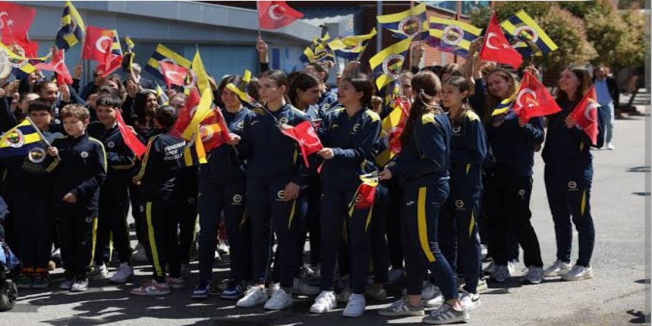 Fenerbahçe'nin 118. yılı törenle kutlandı