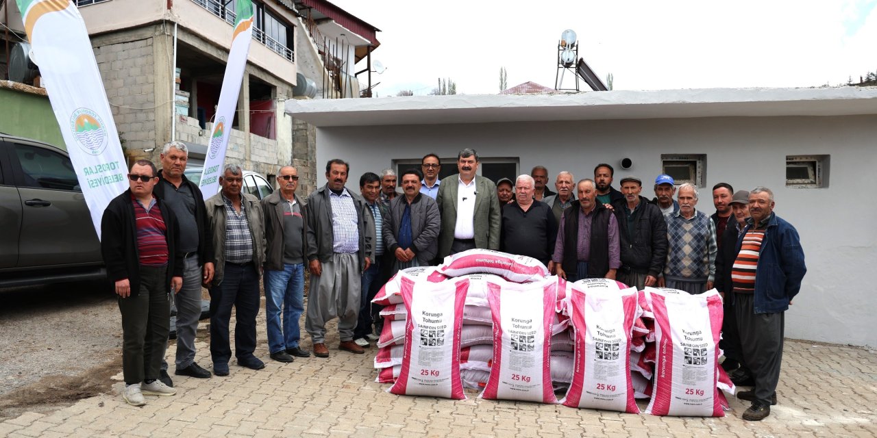 Toroslar Belediyesi'nden üreticiye destek sürüyor