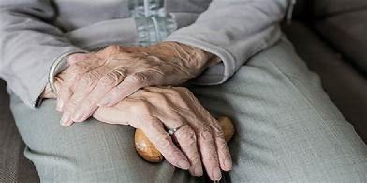 Yaşlı bakım sigortası geliyor
