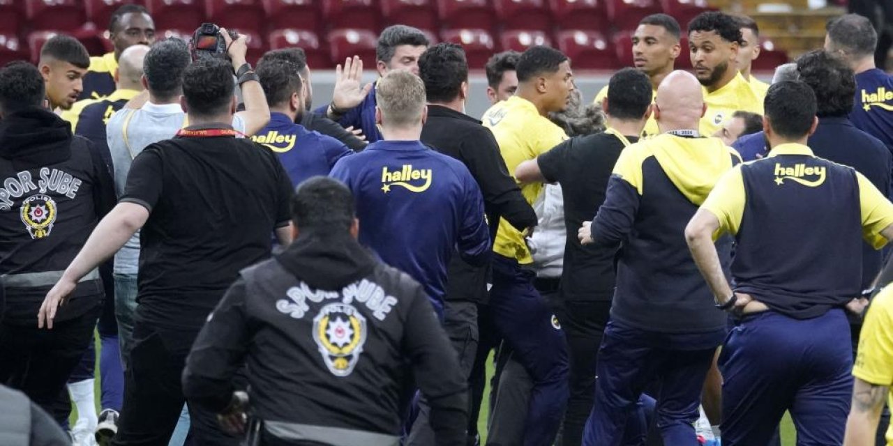 Galatasaray - Fenerbahçe derbisine ilişkin davada Oosterwolde hakkında zorla getirme kararı