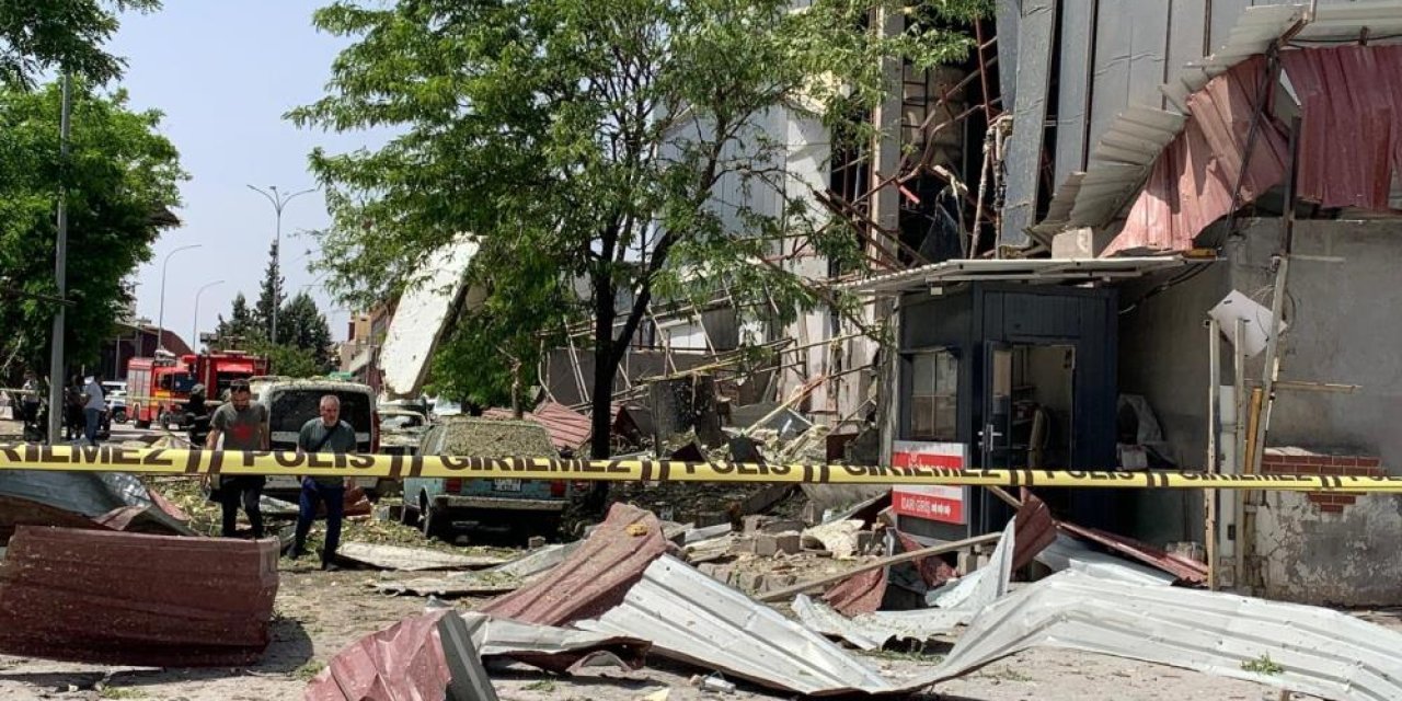 Gaziantep'te bir fabrikada  patlama,çok sayıda  yaralı var